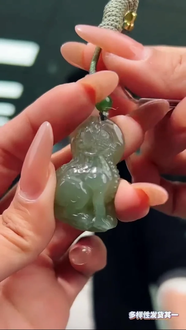 颈饰未镶嵌和田玉b147