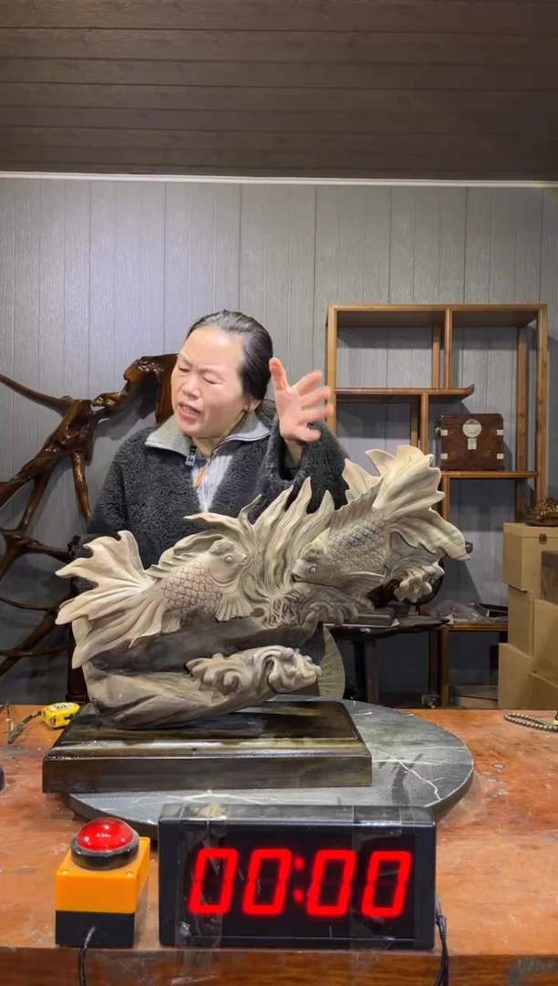金丝楠N***1阴沉木莲莲有鱼摆件