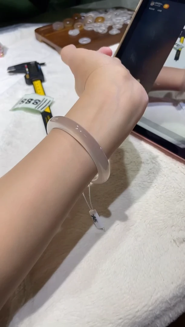 手镯玛瑙/玉髓未镶嵌56鉴赏期48小时