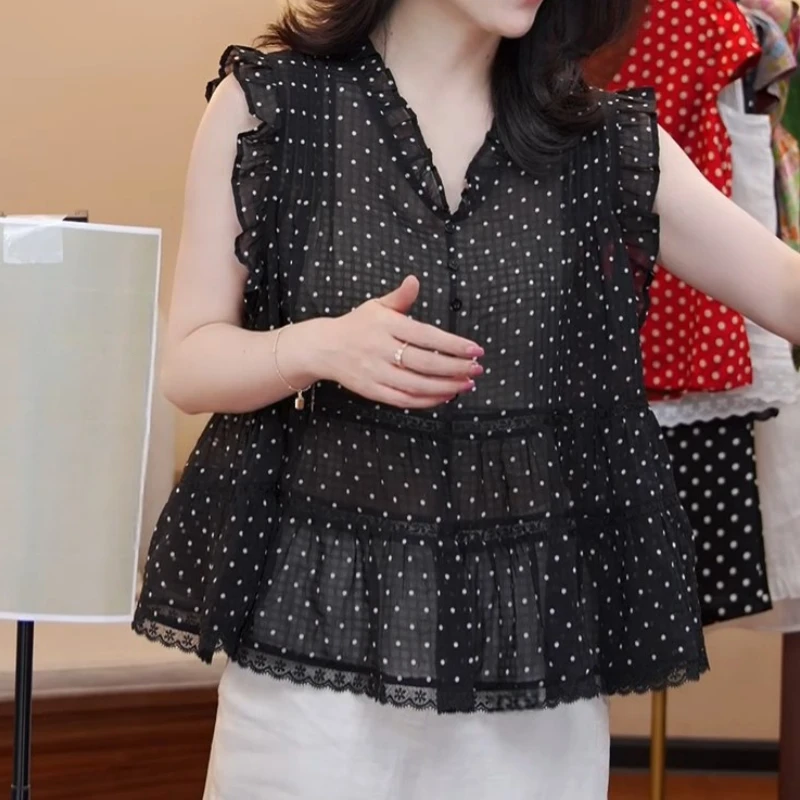 2025夏季新款设计感百搭法式V领波点木耳边衬衫LK2504408