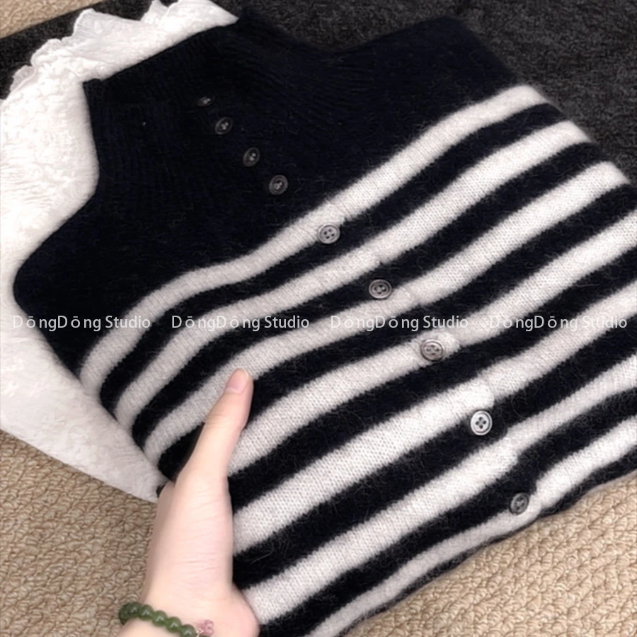 特！售完无补！高领多纽扣开衫纯色宽松长袖针织毛衣外套 NH-79019