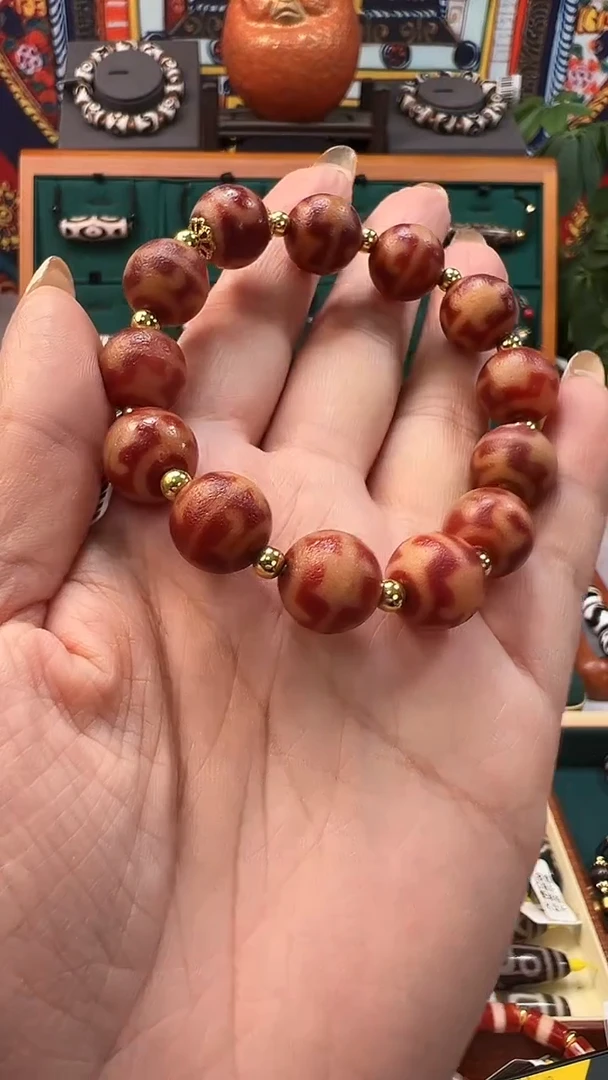 玛瑙/玉髓（覆膜）颈饰合金30.（微瑕）