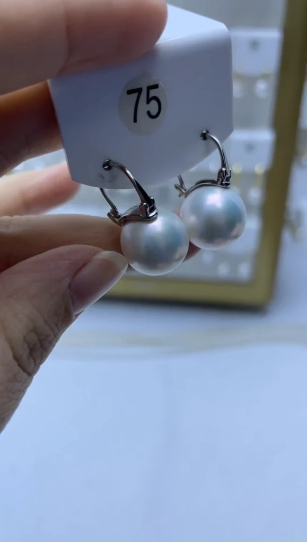 银S925镶嵌耳饰淡水珍珠75