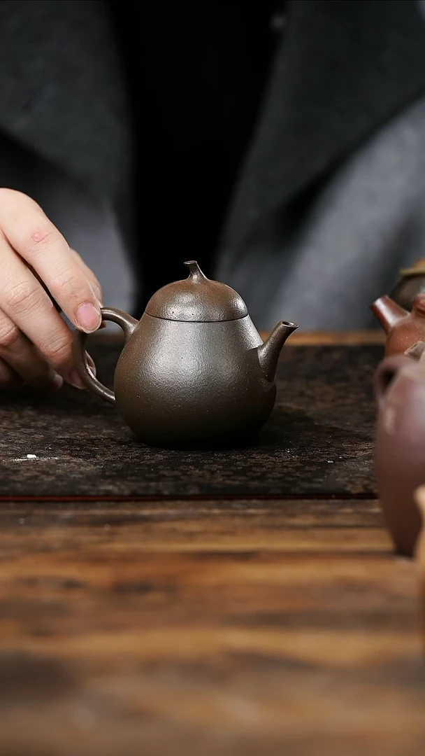 茶杯紫砂185号 茄瓜