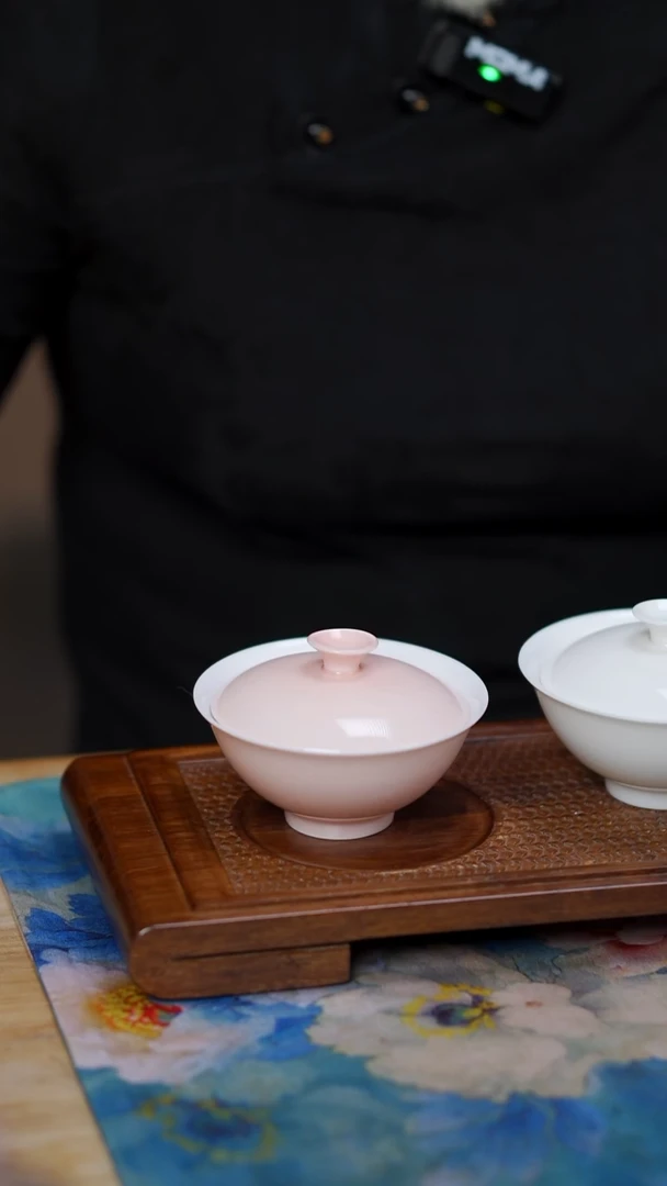 粉色  二才 盖碗