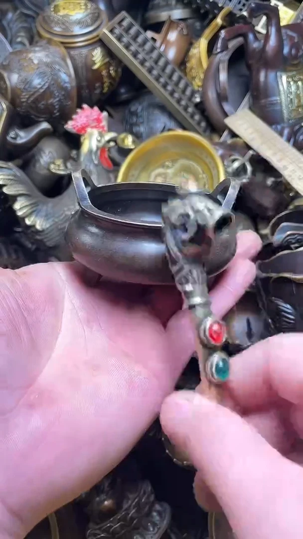 精美铜器点击下单