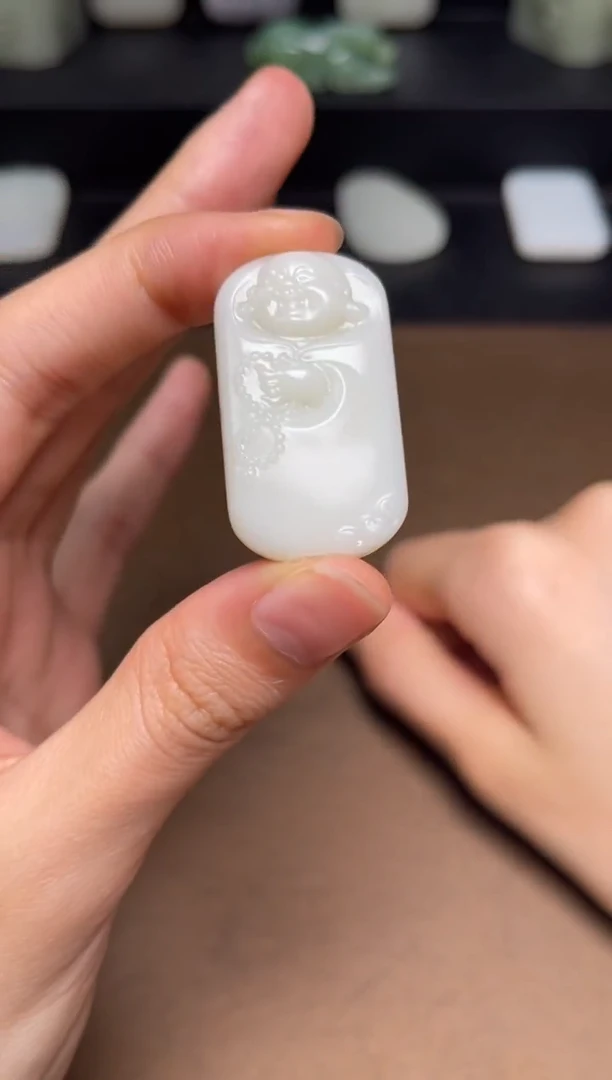 和田玉未镶嵌颈饰20