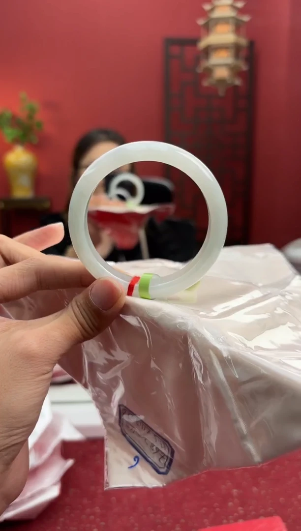 未镶嵌手镯翡翠翡翠手镯