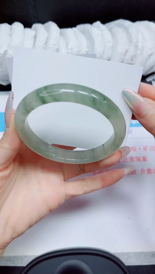 石英质玉手镯未镶嵌398