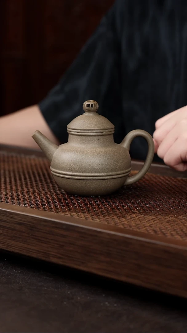 茶壶紫砂岩中泥双线执壶