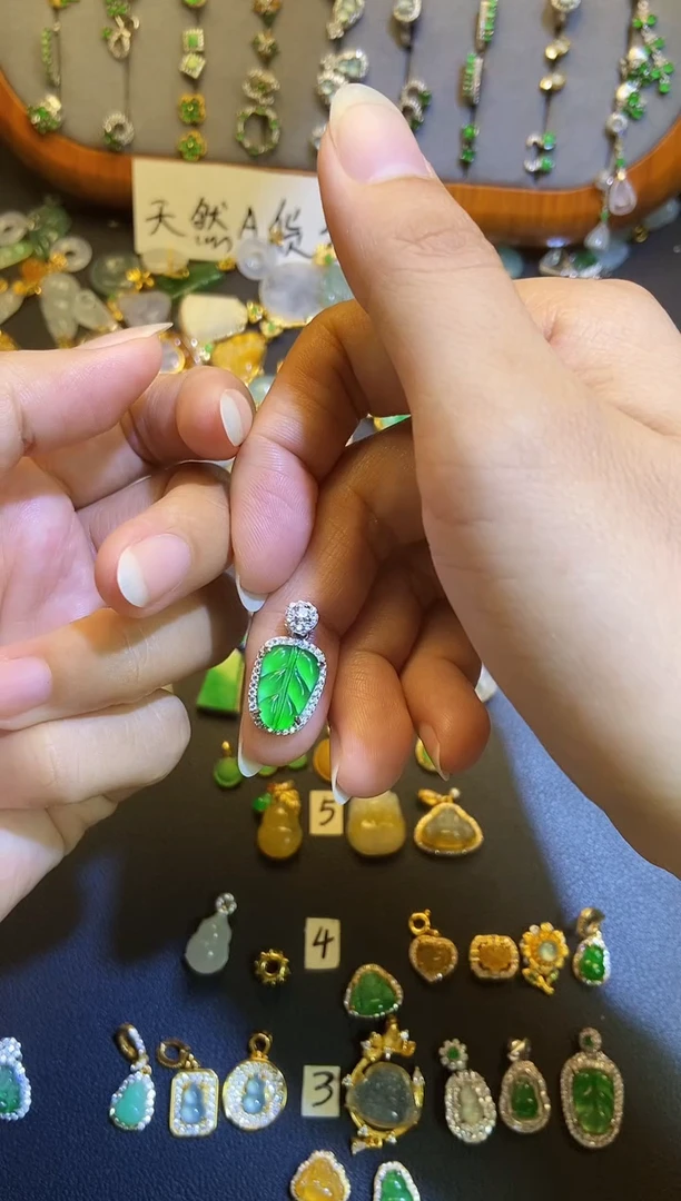 吊坠(不含链)银S925镶嵌翡翠1