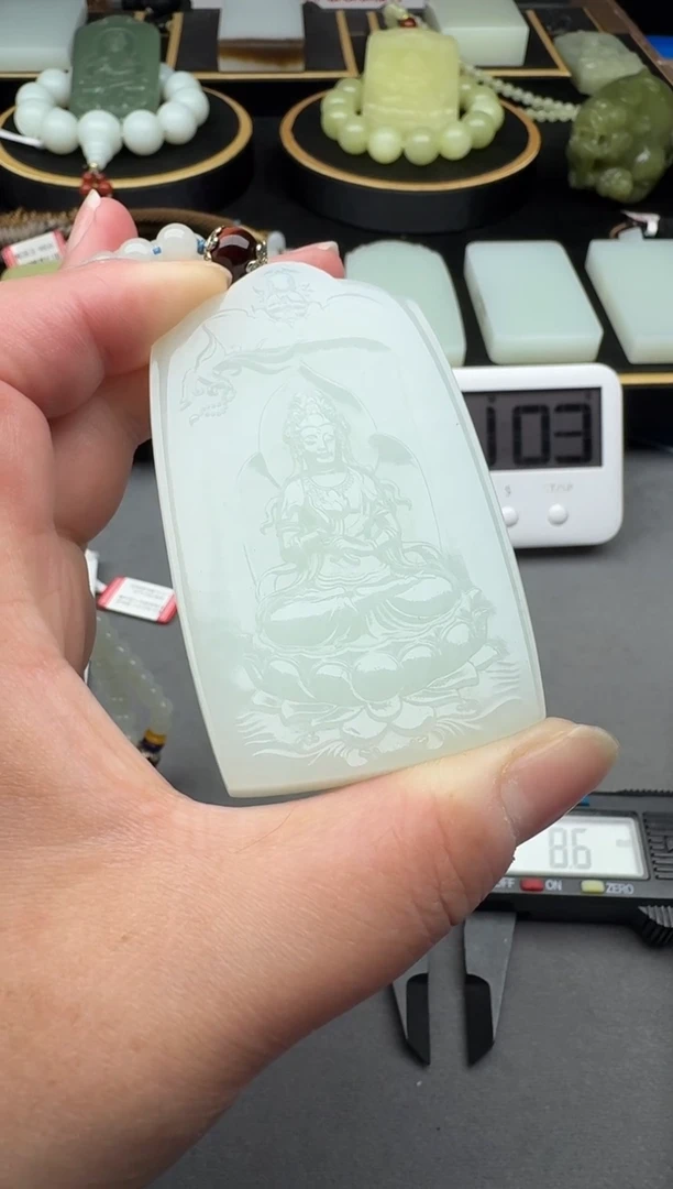 颈饰未镶嵌和田玉4