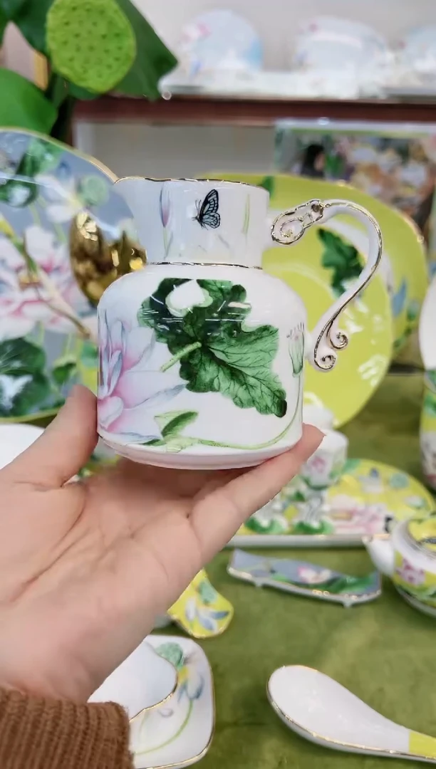 【闪购商品】骨瓷分酒壶·