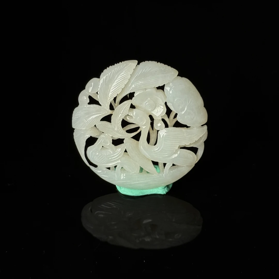LOT.19/公元19-20世纪前期和田玉花鸟配/374306