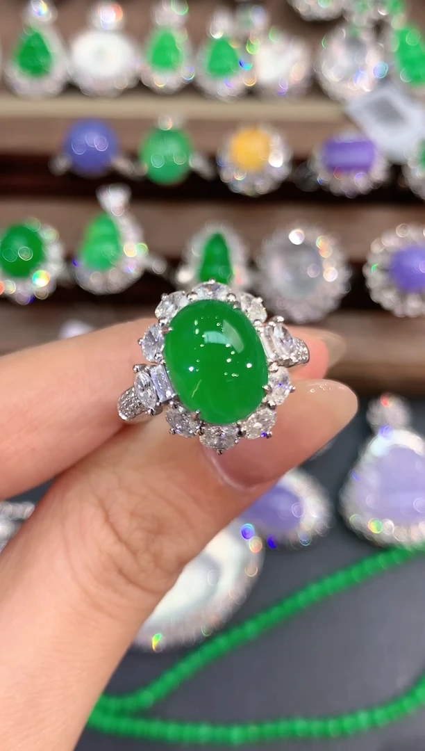 翡翠戒指18K金镶嵌w29