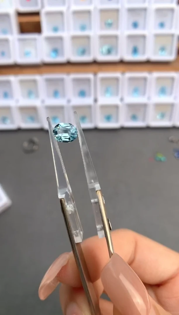 未镶嵌裸石定制海蓝宝石0.93ct 01065圣玛