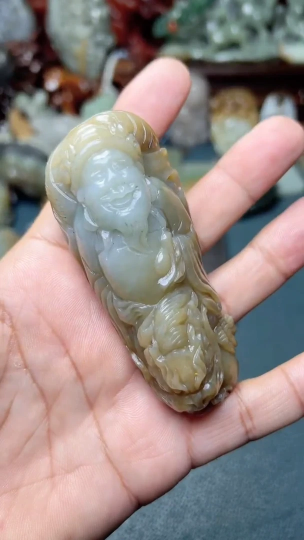 未镶嵌和田玉把件-