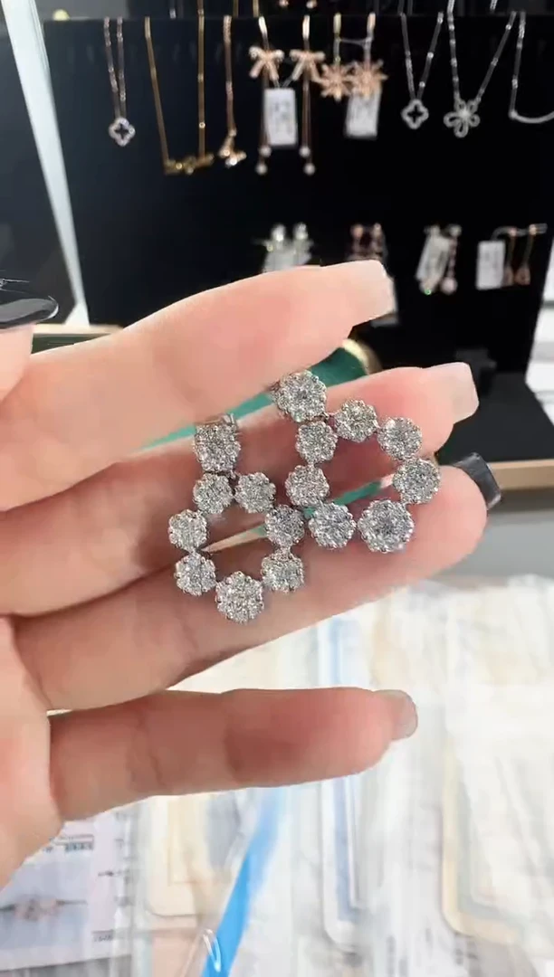 18K金镶嵌耳饰钻石6.31g