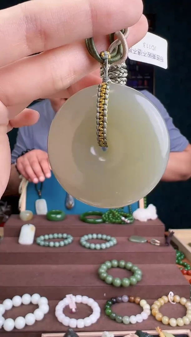 和田玉未镶嵌颈饰多样性发货 拍一单发一个