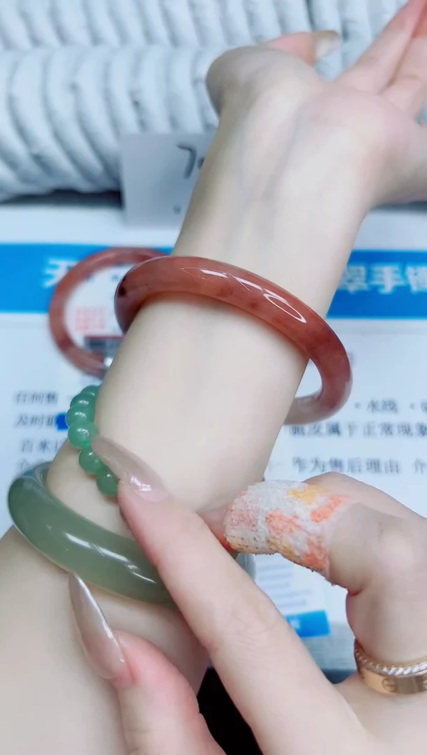 未镶嵌手镯石英质玉59/58