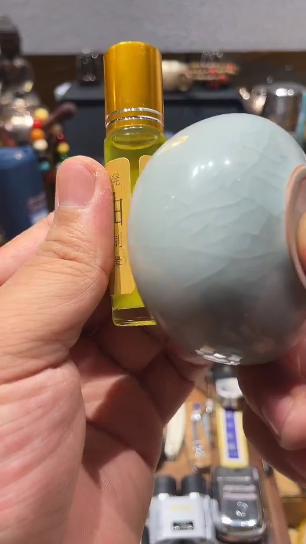 瓷片闪购商品 如图所示