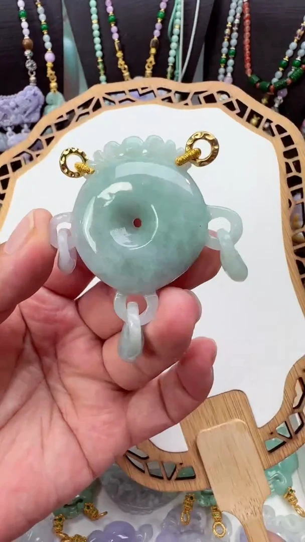 颈饰未镶嵌翡翠吊坠