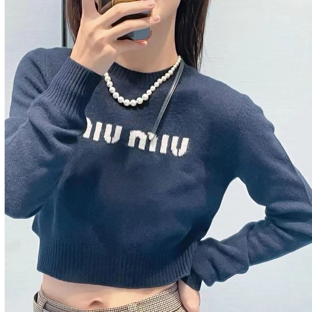 99新 MIU MIU/缪缪 深蓝logo短款毛衣40码