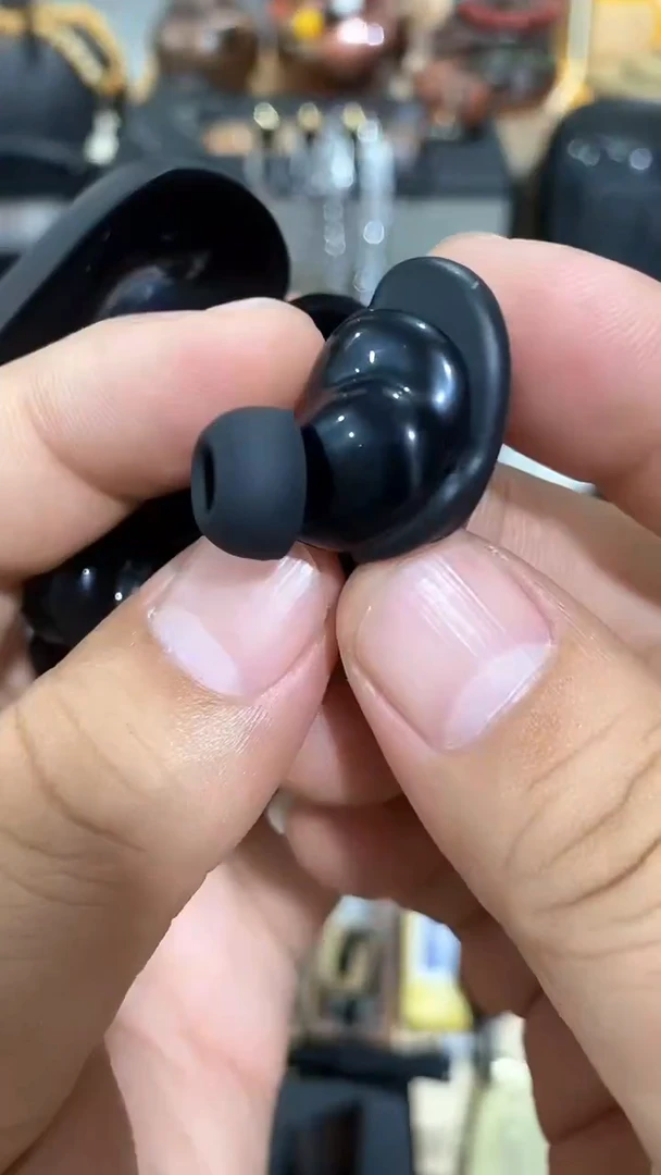 瓷片闪购商品  如图所示