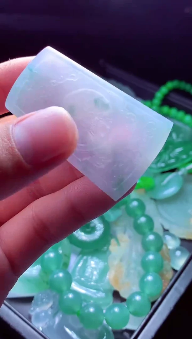 未镶嵌定制翡翠黎*#翡翠毛货定制