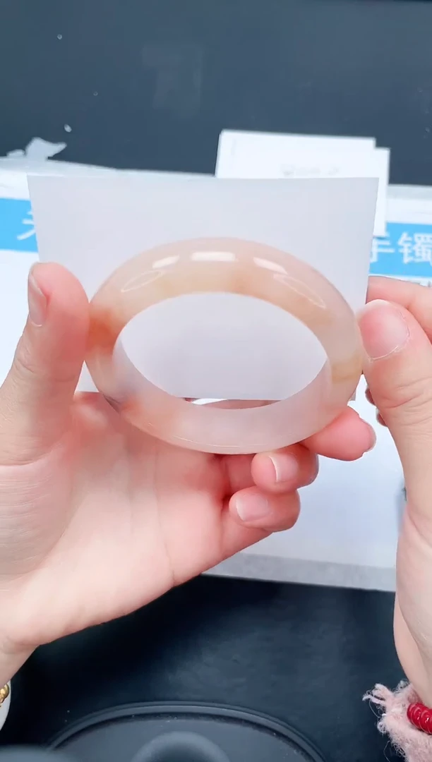 【闪购商品】石英质玉手镯未镶嵌83-57