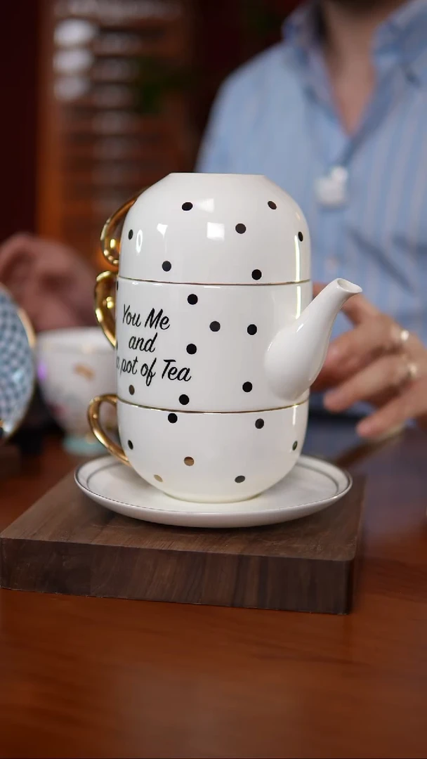 陶瓷描金一壶两杯碟