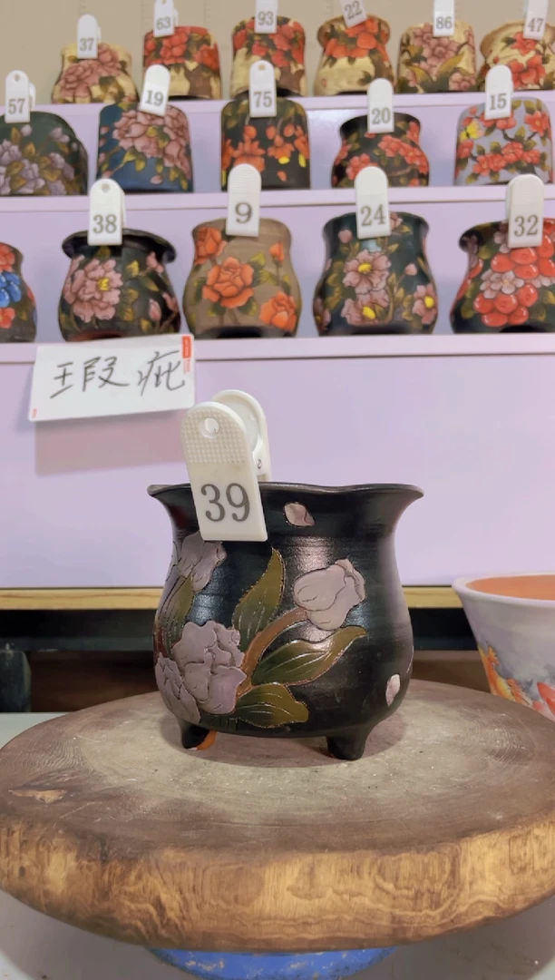 摆件39陶花岛花盆罐—手工痕迹默认，大小会有1-2公分误差