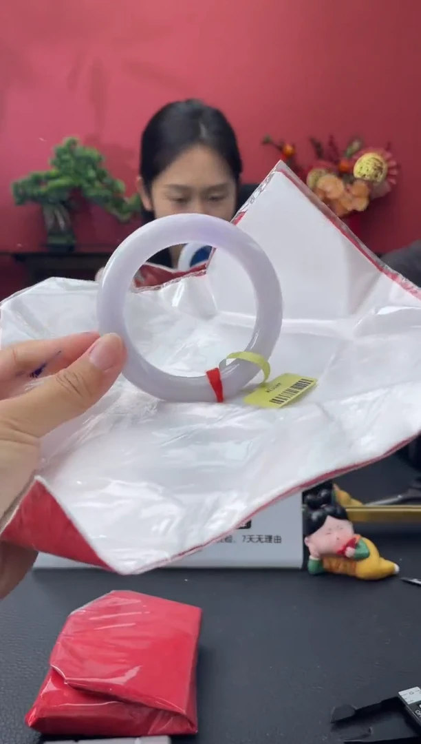 未镶嵌手镯翡翠7       圈口55
