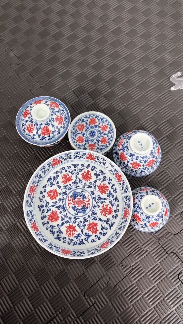 其他邹*景德镇陶瓷茶具釉里红缠枝莲套组