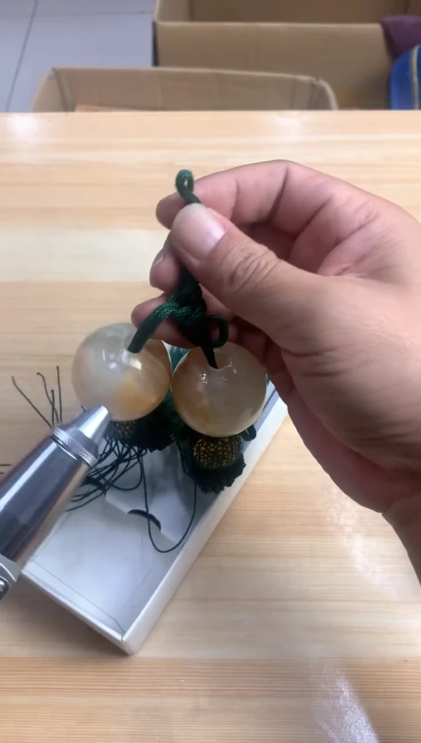 默认微瑕，no退no换，介意勿拍