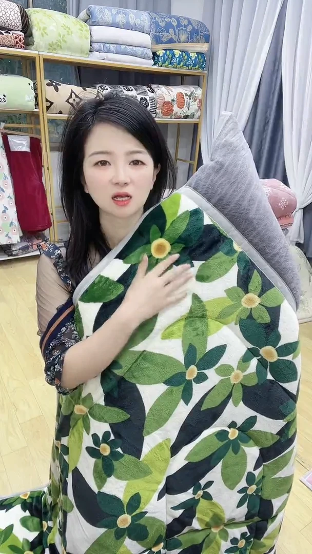 牛奶绒180*200绿叶被子