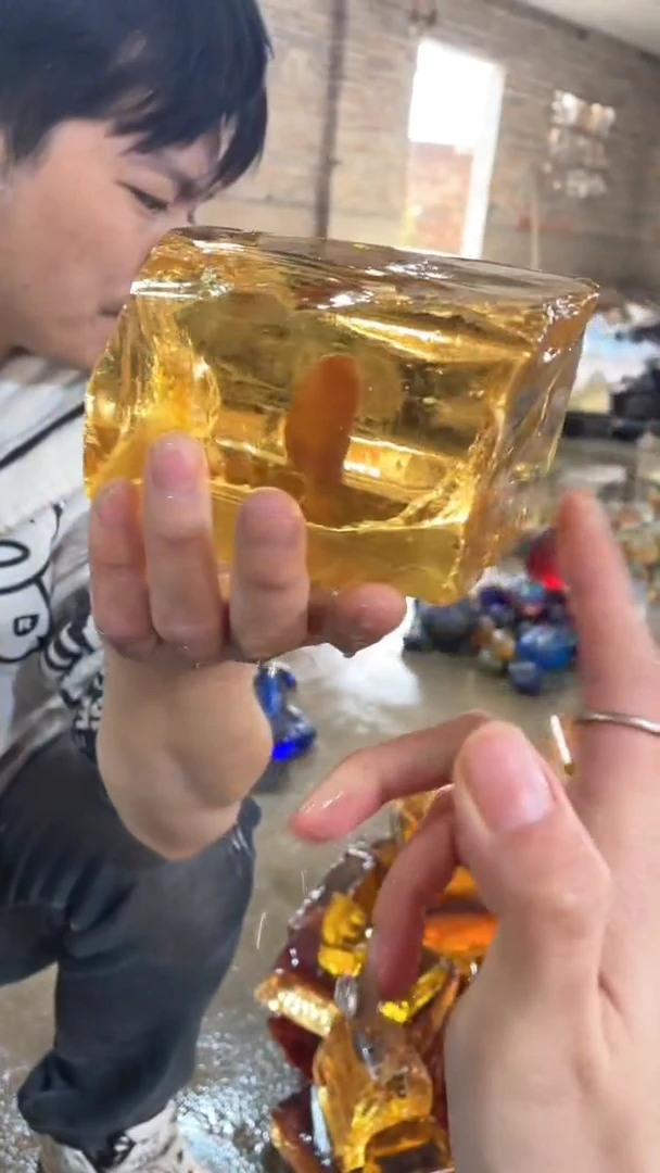新疆托帕石原石摆件