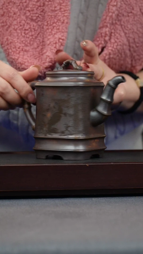 【闪购商品】紫砂茶壶云雾沉香泥 四方竹 刻熊猫