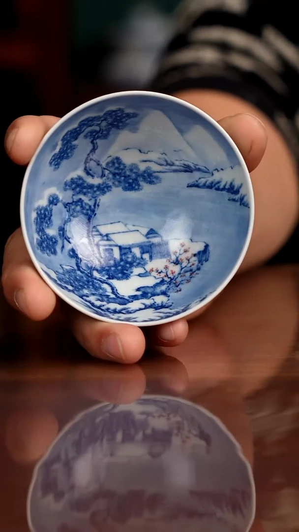 景琳藏青花溪山雪意图