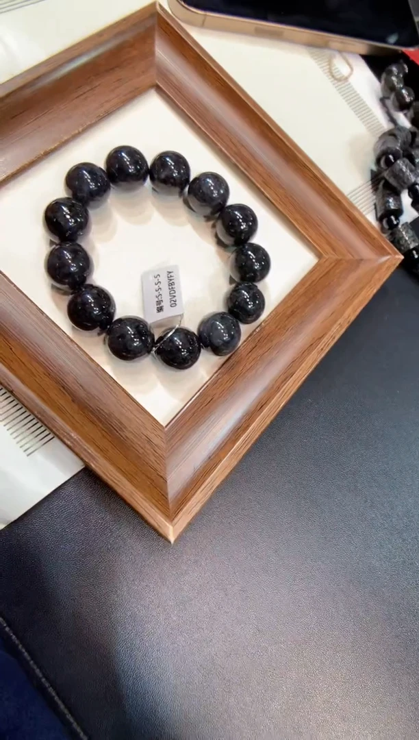 未镶嵌手串翡翠手串