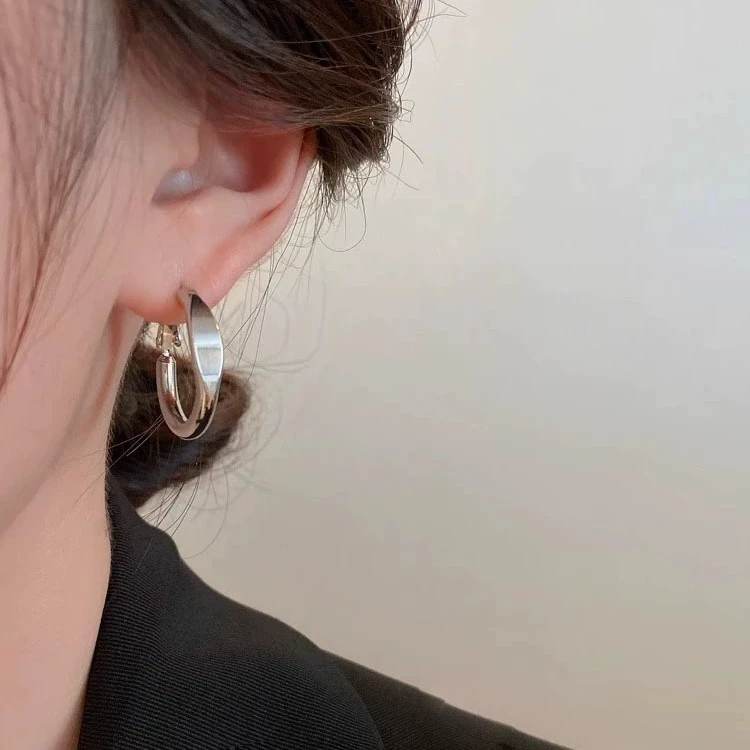 合金无非金属耳饰 时尚金属圆圈耳环小众设计感耳钉轻奢素圈耳饰