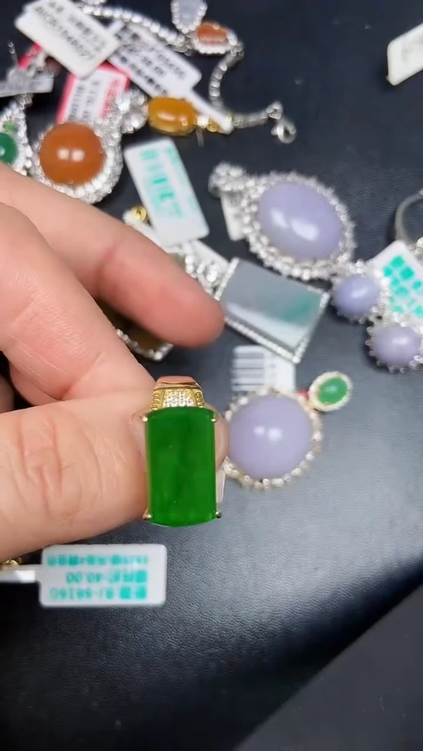 银S925镶嵌戒指翡翠3200