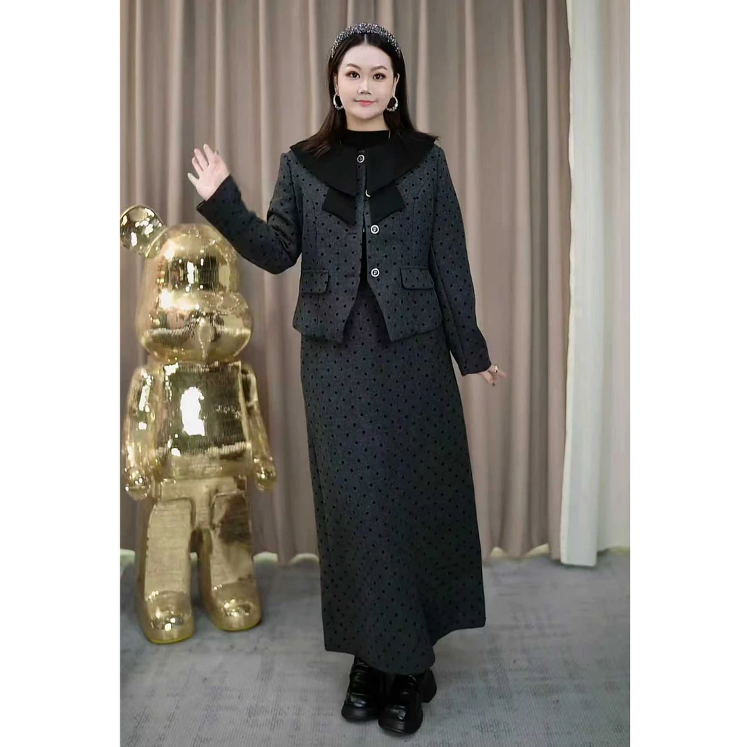 【洋洋】静奢风休闲风时尚套装秋季西装小香风显瘦黑色轻奢