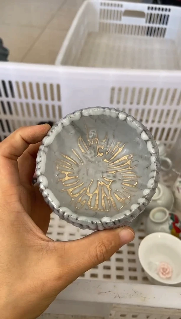 杯无运费险有瑕疵的摄影的产品有使用过的痕迹有点脏介意勿拍