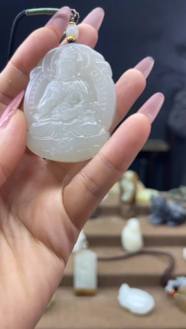 颈饰未镶嵌和田玉1