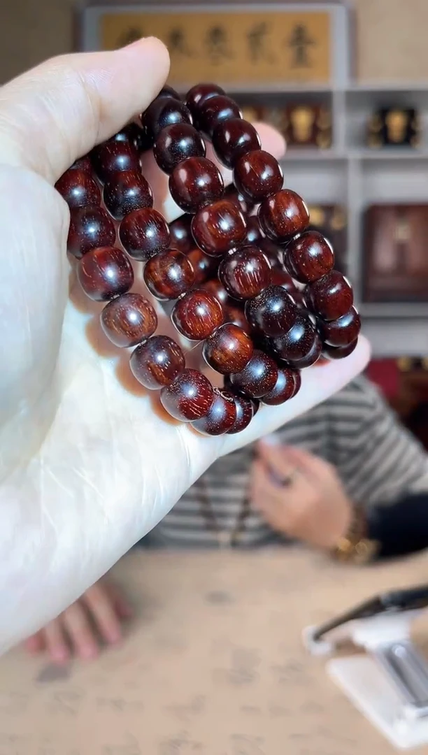 檀香紫檀（小叶紫檀）10*11 老型单圈手串