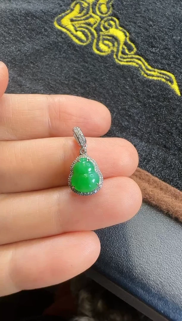 【闪购商品】翡翠颈饰18K金镶嵌00002900