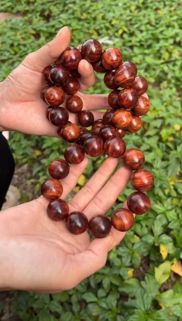 黄花梨/降香黄檀A030火山口2.0圆珠手串198多样性发一