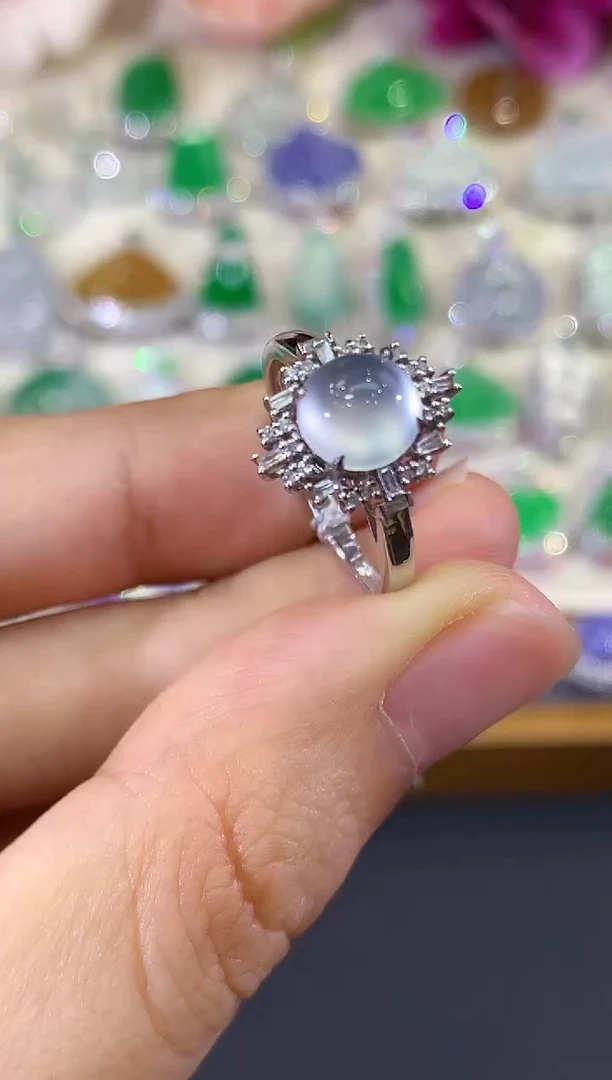 18K金镶嵌戒指翡翠B82