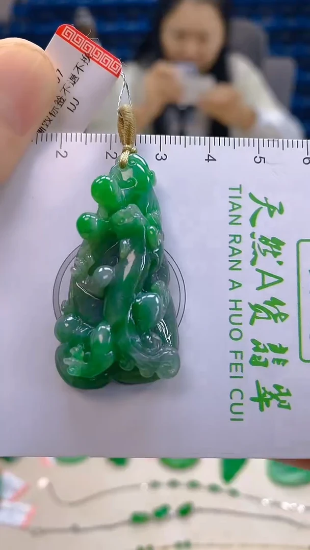 颈饰未镶嵌翡翠新号开播 全场乱卖